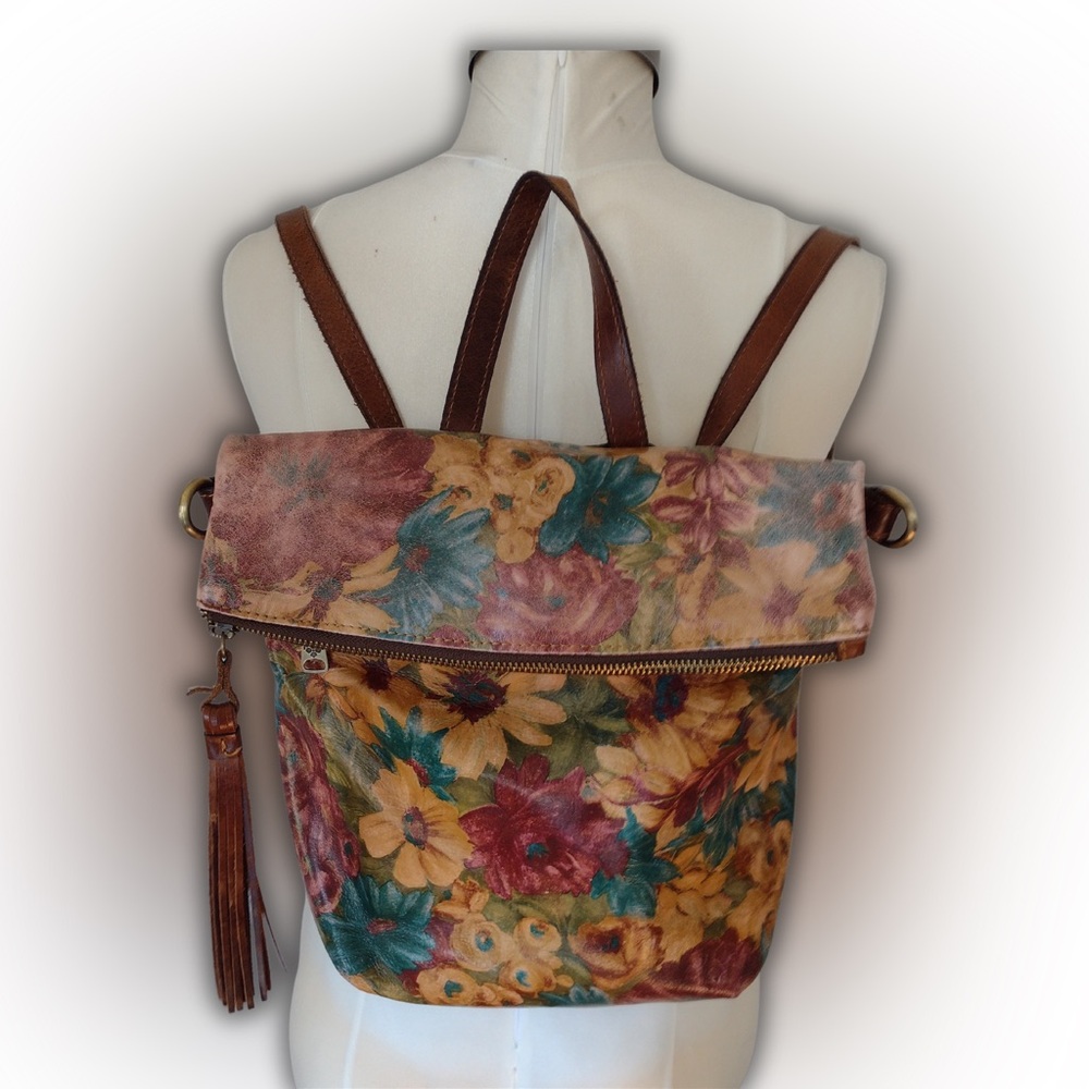 Patricia Nash Flower Bouquet Convertible Luzille Backpack